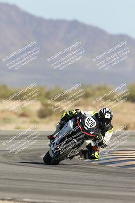 media/Oct-04-2025-CVMA (Sat) [[408bcdd6e4]]/Race 14-500-400-350 Supersport/